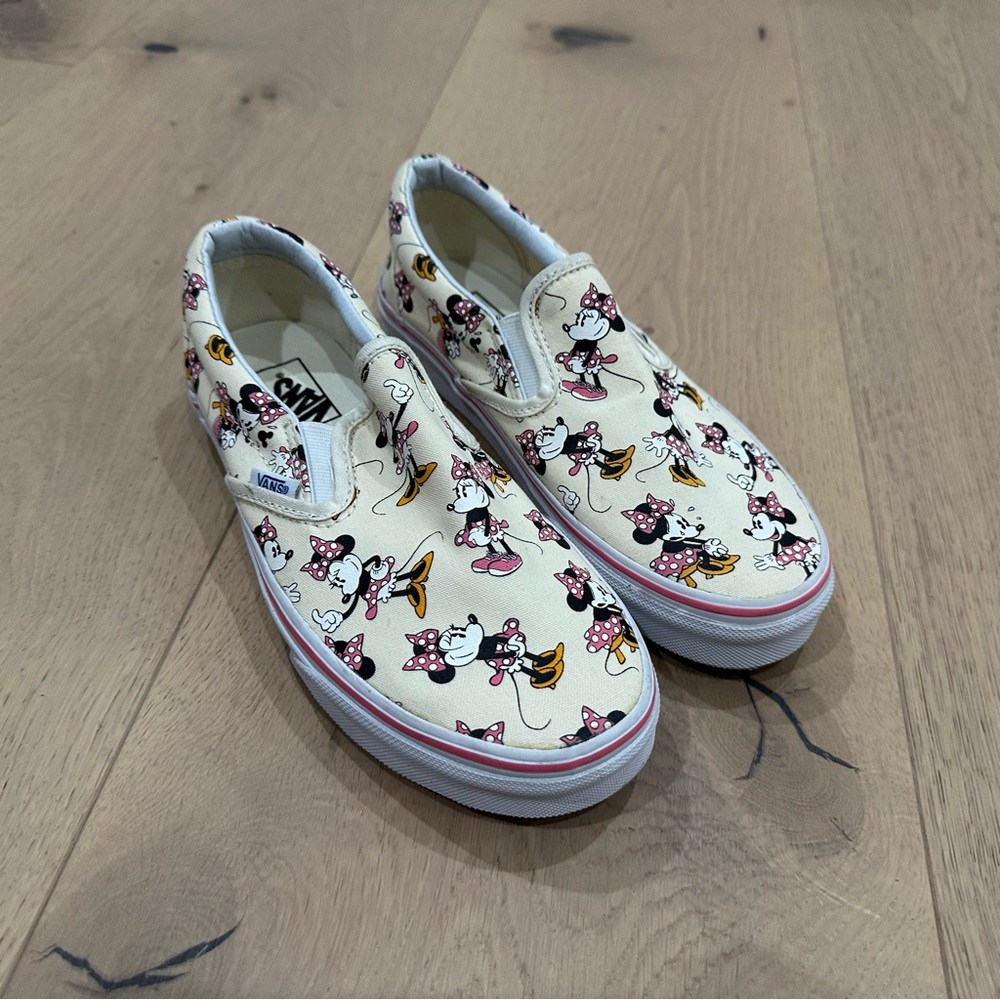 Vans Women's Sneakers - Cream with Cartoon Print